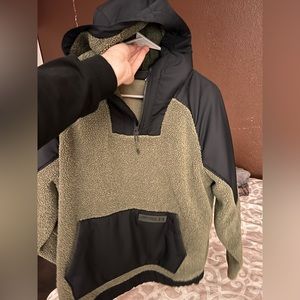 Under Armour Men Hoodie Large UA Hunt